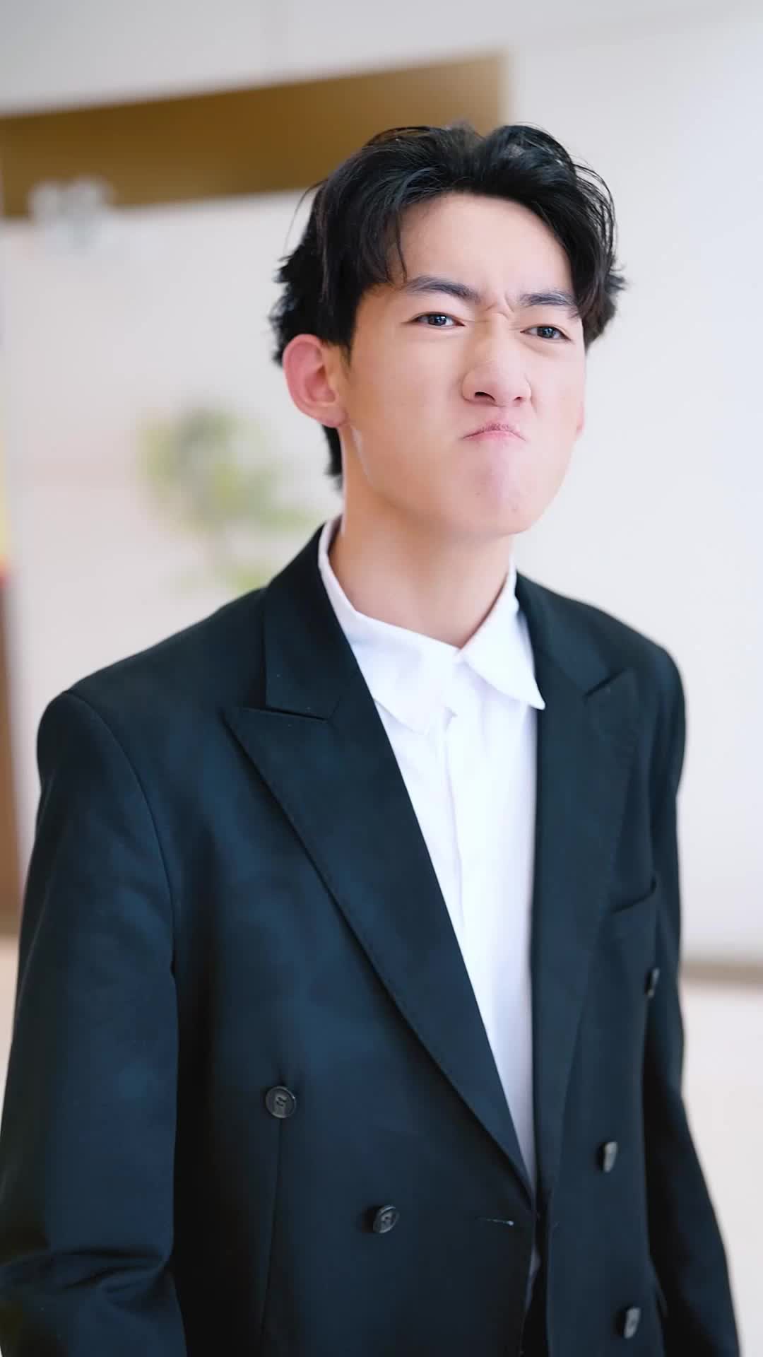 Episode 8 - Medicine God in the City: Searching for My Five Sisters